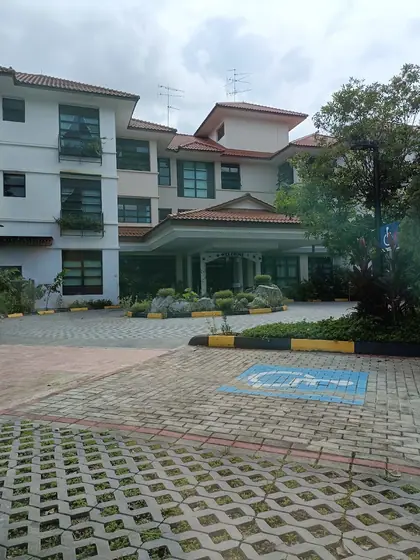 Photo: Aik Seng Yee · Google Maps
