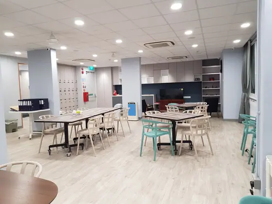 Photo: St Luke's ElderCare Senior Care Centre @ Bukit Batok · Google Maps